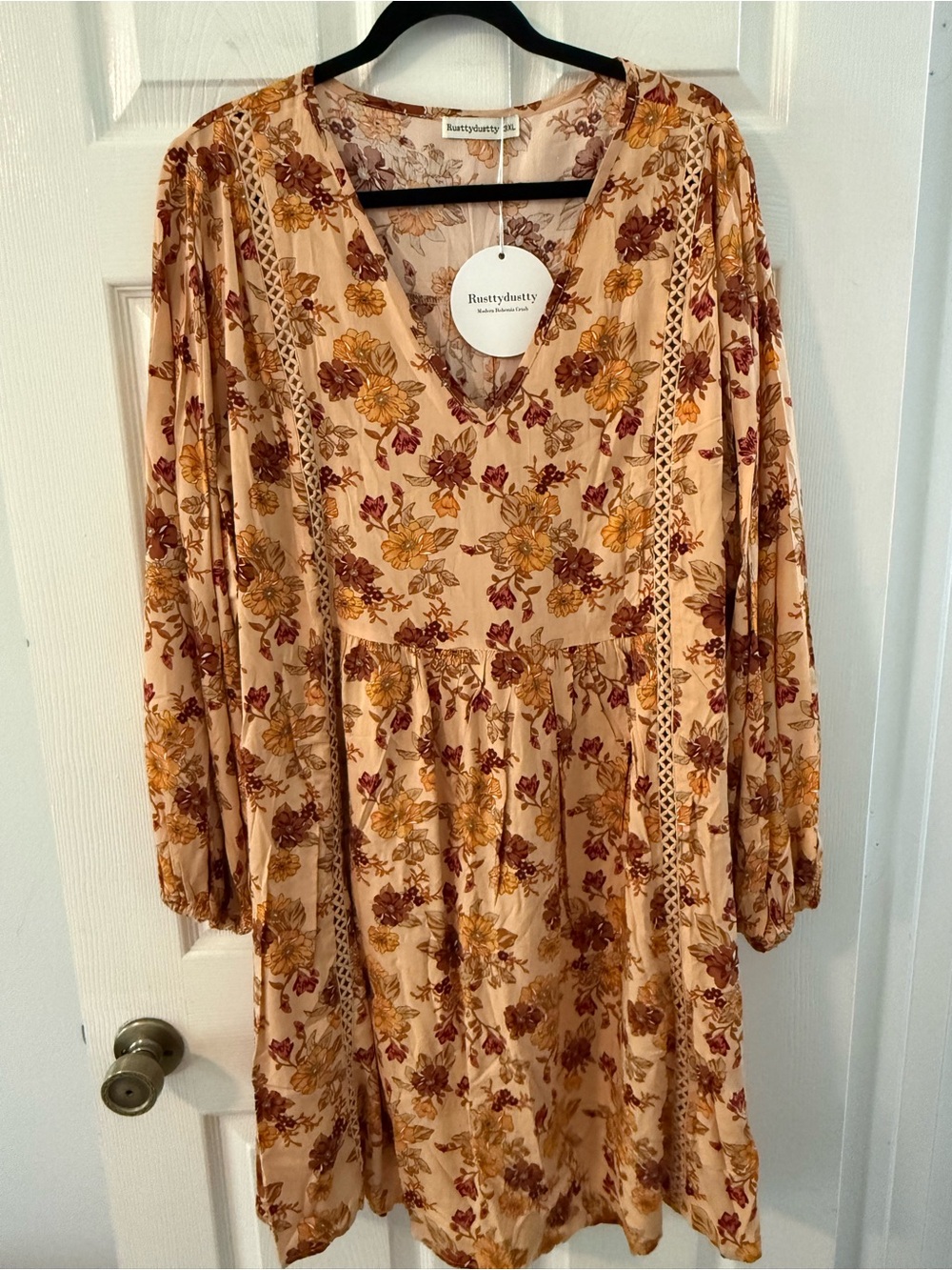 Floral V-Neck Long Sleeve Dress in Beige and Mustard